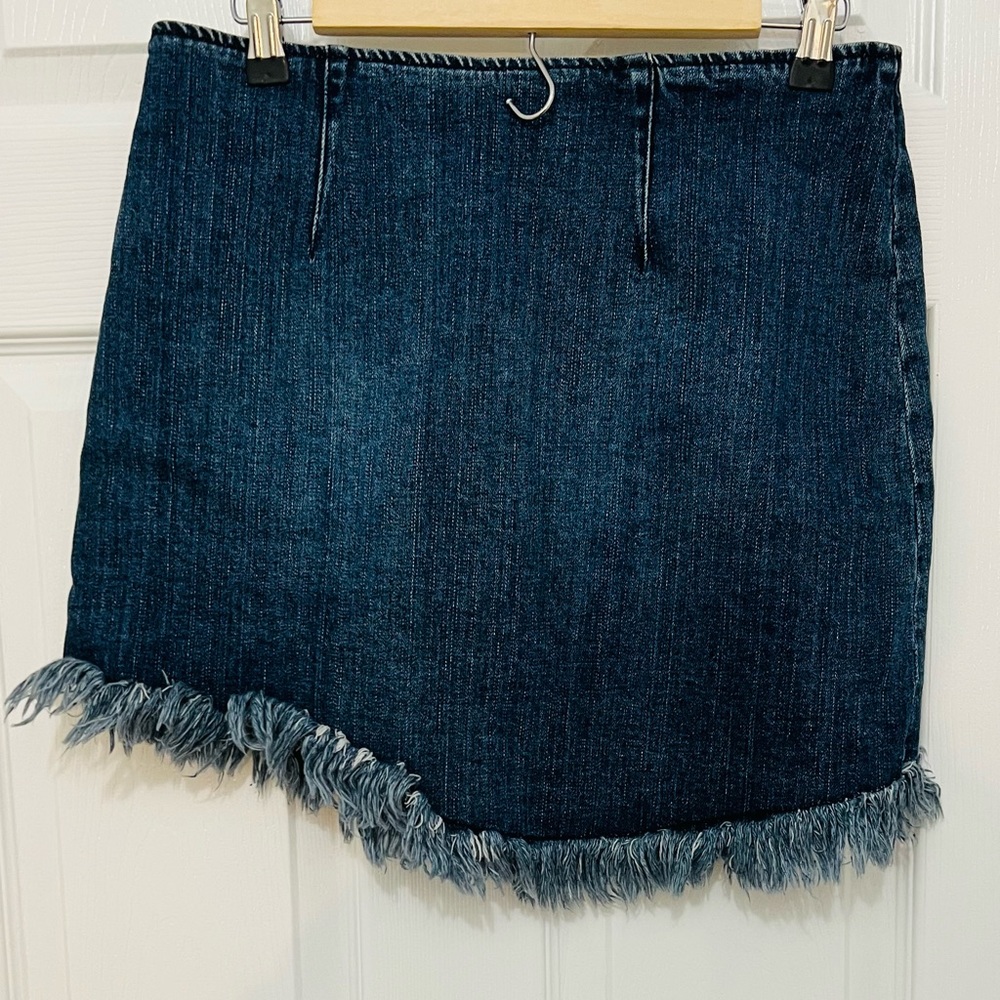 Kendall & Kylie Raw Edge Denim Skirt